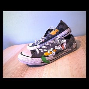 Converse Looney Tunes